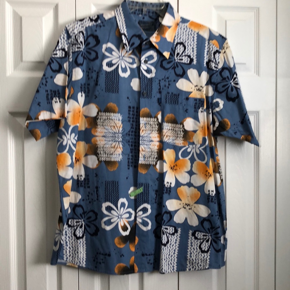 Men’s casual tropical button down shirt